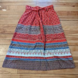 Gorgeous vintage excellent condition patterned midi skirt w/ fabric tie belt, XS
